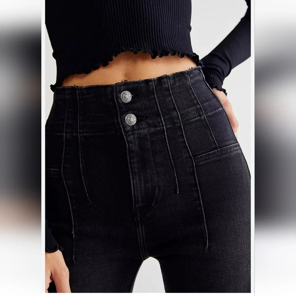 NWT Free People Jayde Flare Jeans - Picture 6 of 11